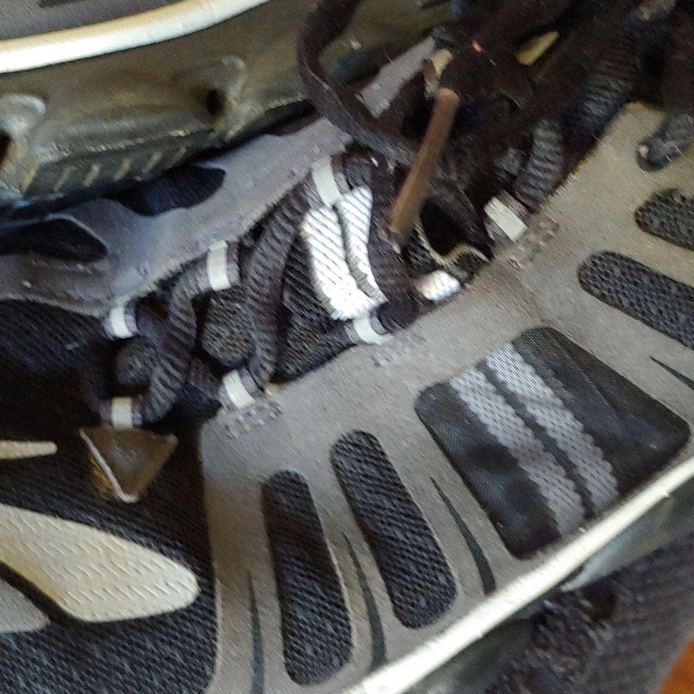 Like New Brooks PureFlow sneaker mens sz. 9.5M - Picture 9 of 14